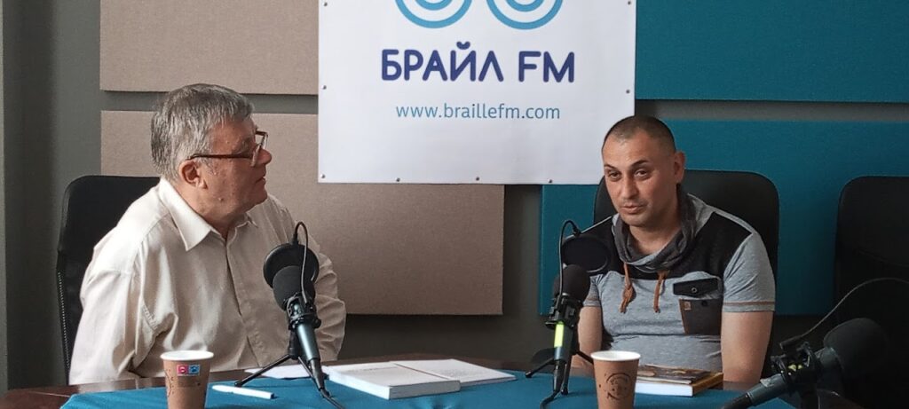 Dimityr Hristov i Petyr Mihailov v predavaneto "Liubovta, bez koqto ne mojem"
