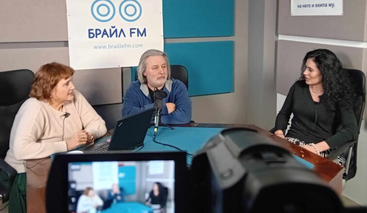 Pianistkata Nadejda Canova v Priemnata na na radio Braille FM